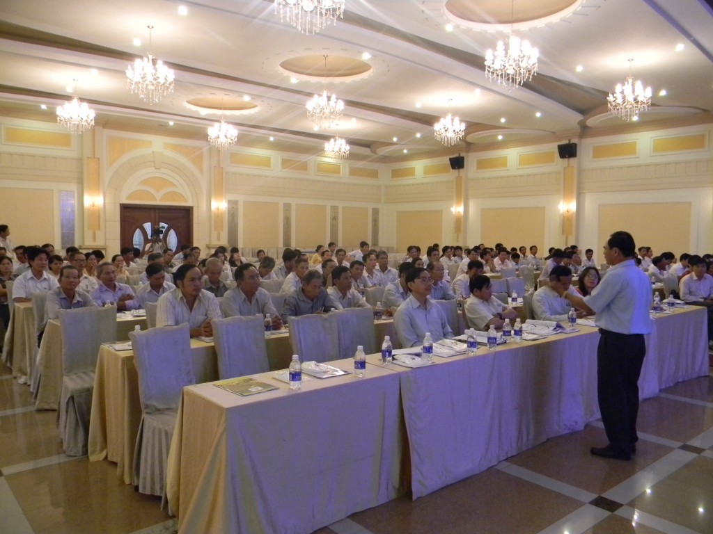 hinh 3 hoi thao phan bonvhg [Desktop Resolution].jpg